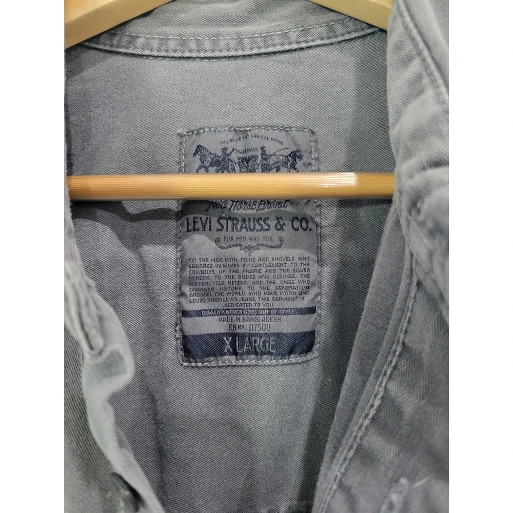 Levis Mens XL Gray Long Sleeve Button Down Work Utility Shirt Cotton Heavyweight